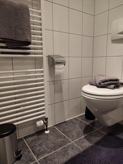 Gemuetliches Ferienapartment Mit Optionaler E-Ladesaeule Eichenzell Exterior foto